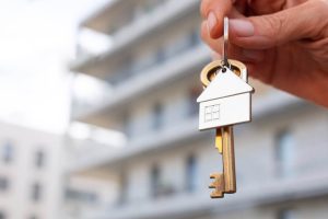 3 Signs It’s Time to Move Into a New Home